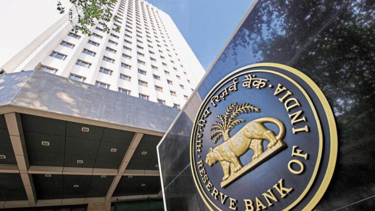 RBI Bars Financial Institutions From Dealing With Cryptocurrency